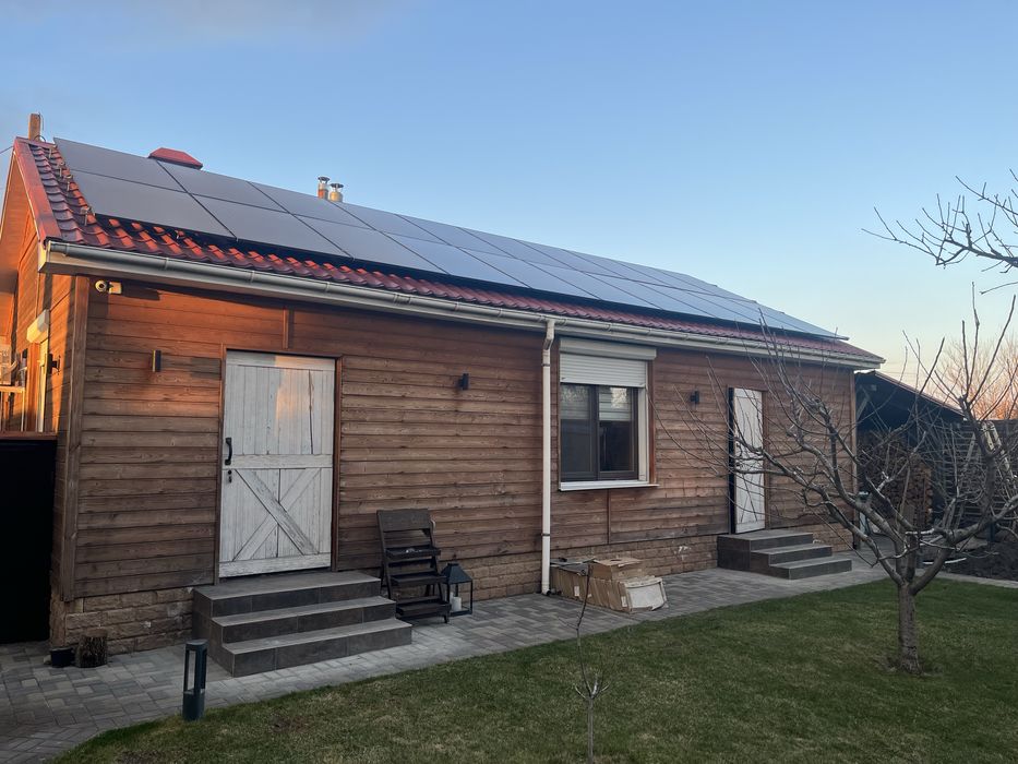 Сонячні станціі та солнечные станции