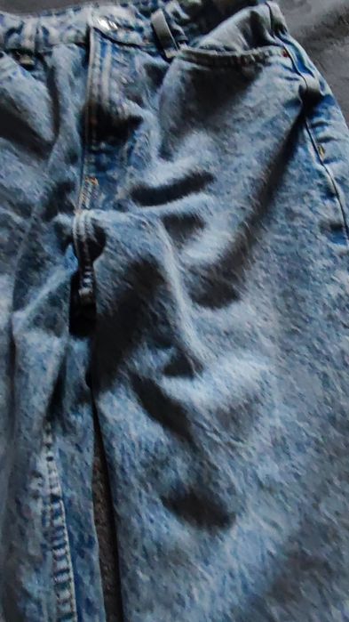 Spodnie jeansowe Bershka