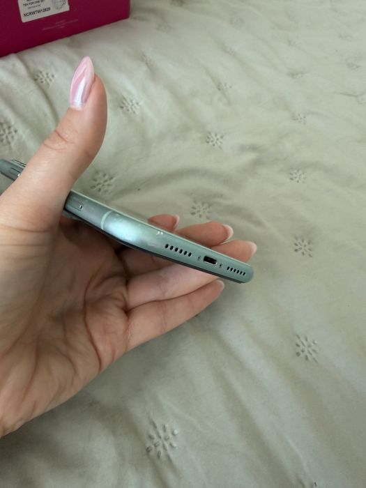 Apple Iphone 11 green 128 GB