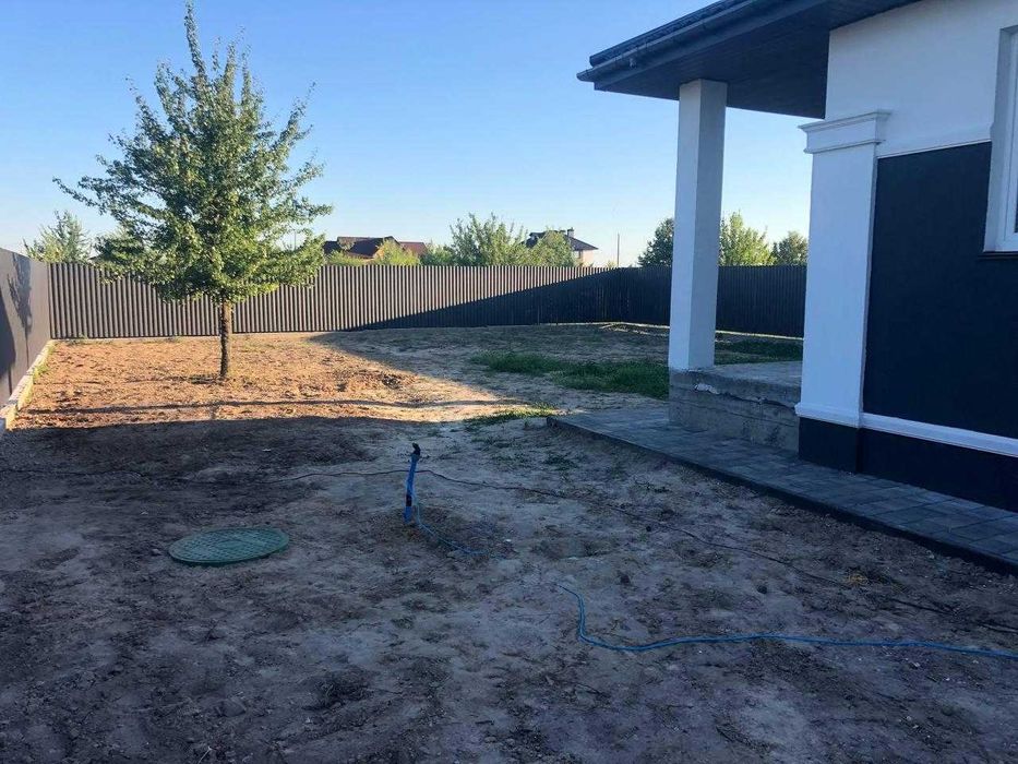 СУЧАСНИЙ БУДИНОК в тихому спокійному місці поруч Києва с. Бобриця Боярка Віта Поштова