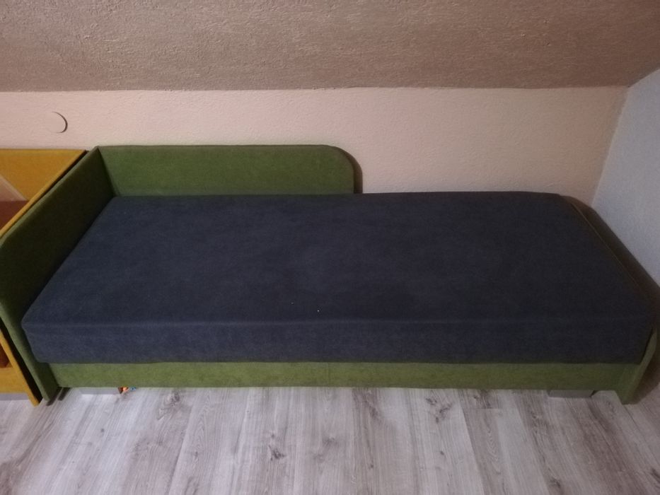 Łóżko jednoosobowe