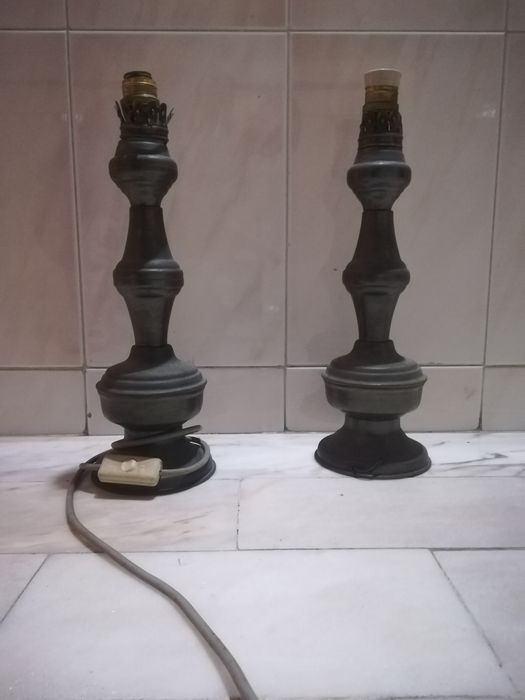 2 Candeeiros antigos em latão