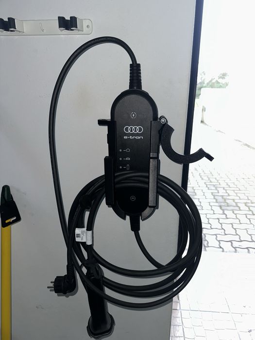 Audi etron 50 quattro