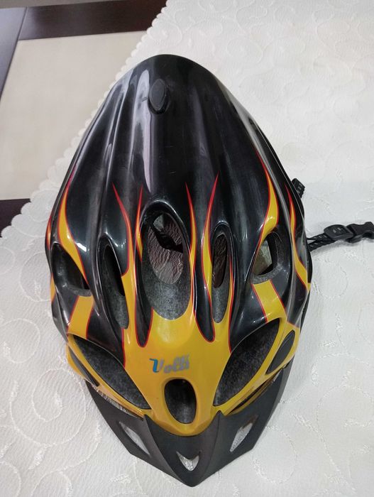 Kask ochronny na