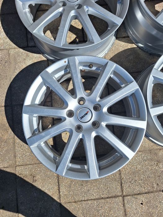 Alufelgi Autec do Audi 5x112 17 cali