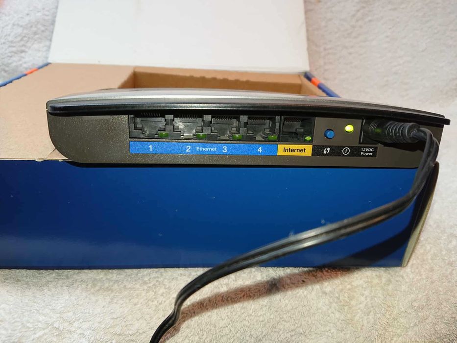 Router Cisco Linksys E 2500