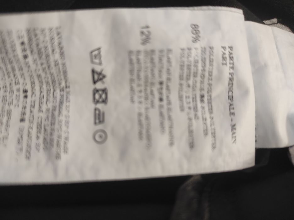 Класичні брюки від Rinascimento , Італія, L-XL.