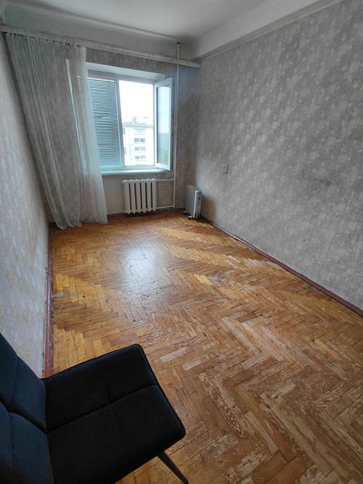 Терміновий продаж 2х кім, окремі кімнати
