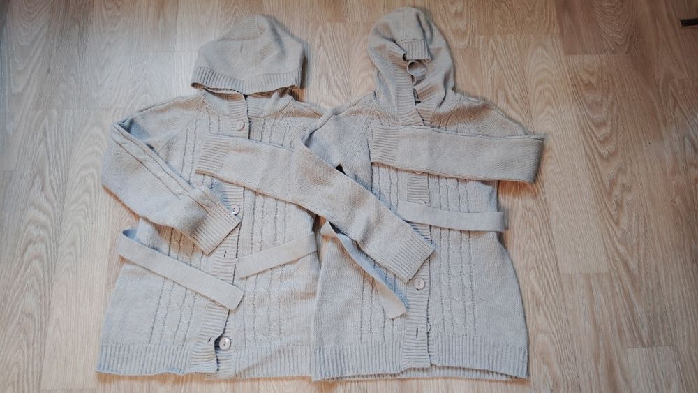 2 sweterki dla bliźniaczek