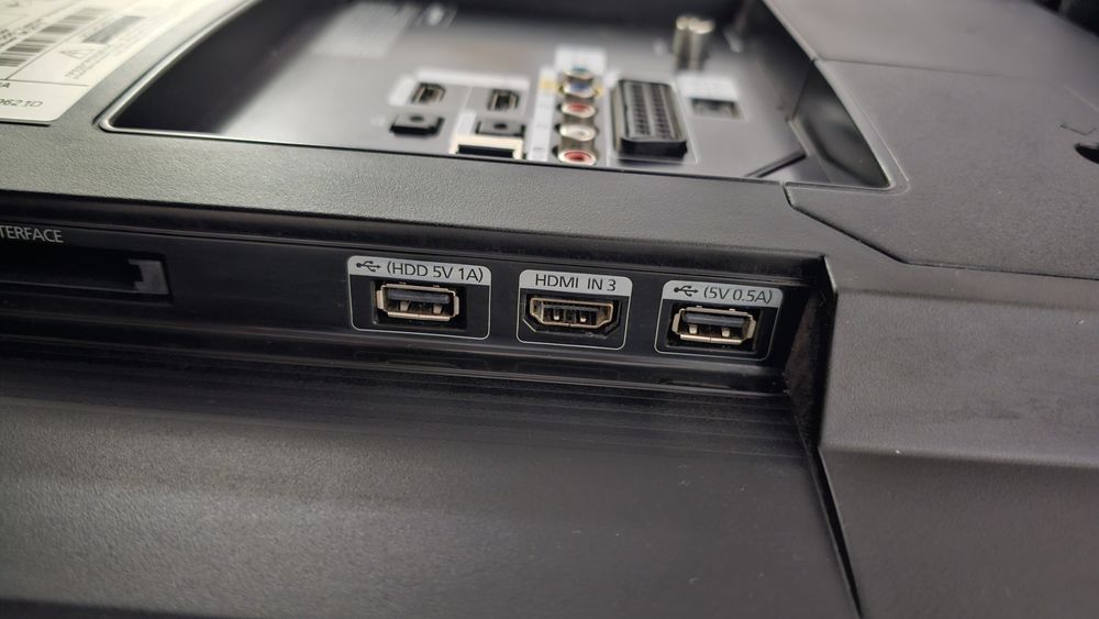 Телевізор Samsung UE40EH5307K