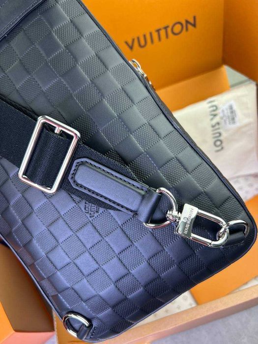 Слинг Louis Vuitton плечевая сумка LV бананка натуральная кожа c799