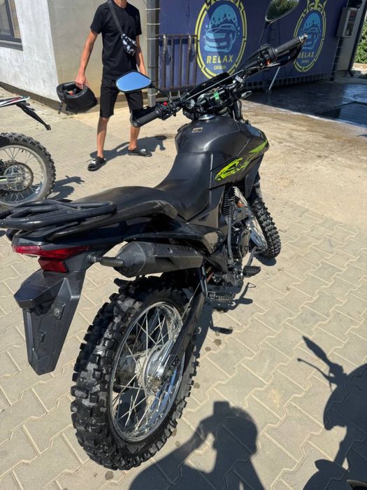 Мотоцикл SHINERAY XY200GY-6C