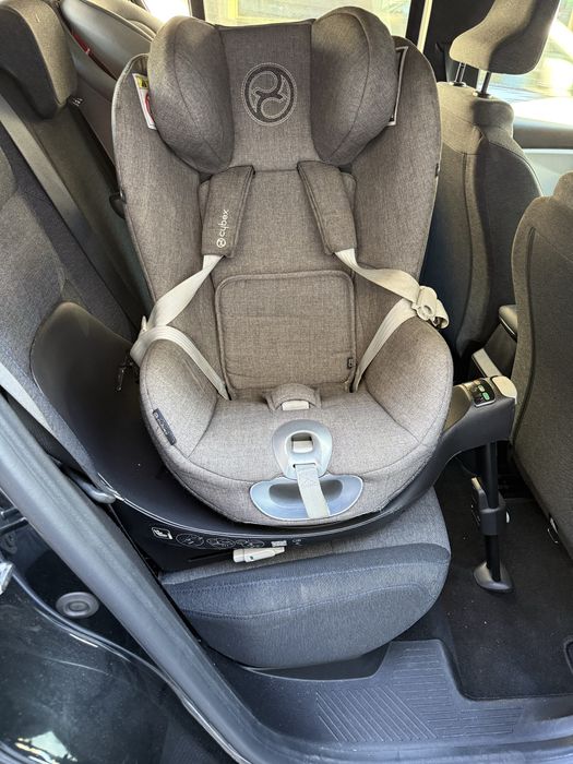 Cadeira Cybex Sirona Z,com sensor safekit e  base 360 z2