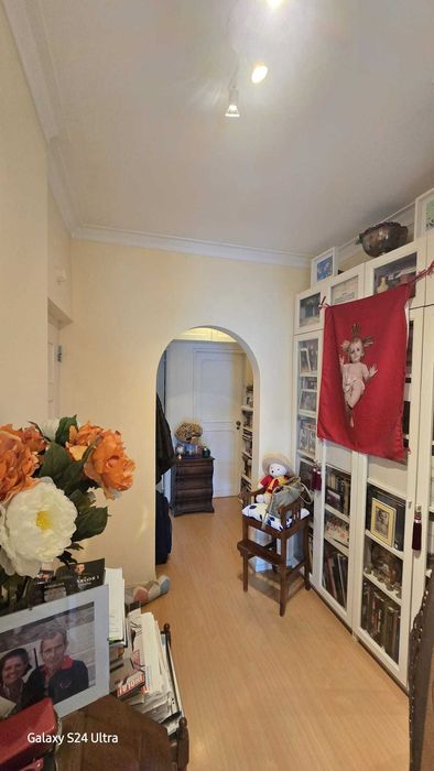 Apartamento t2 à venda Vista Mar | Varanda + Arrecadação