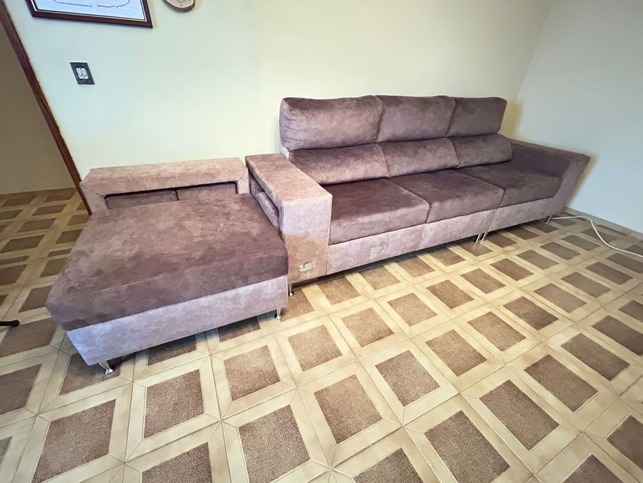 Sofá em L Modular com Chaise Longue + 4 Bancos Integrados | Excelente Estado