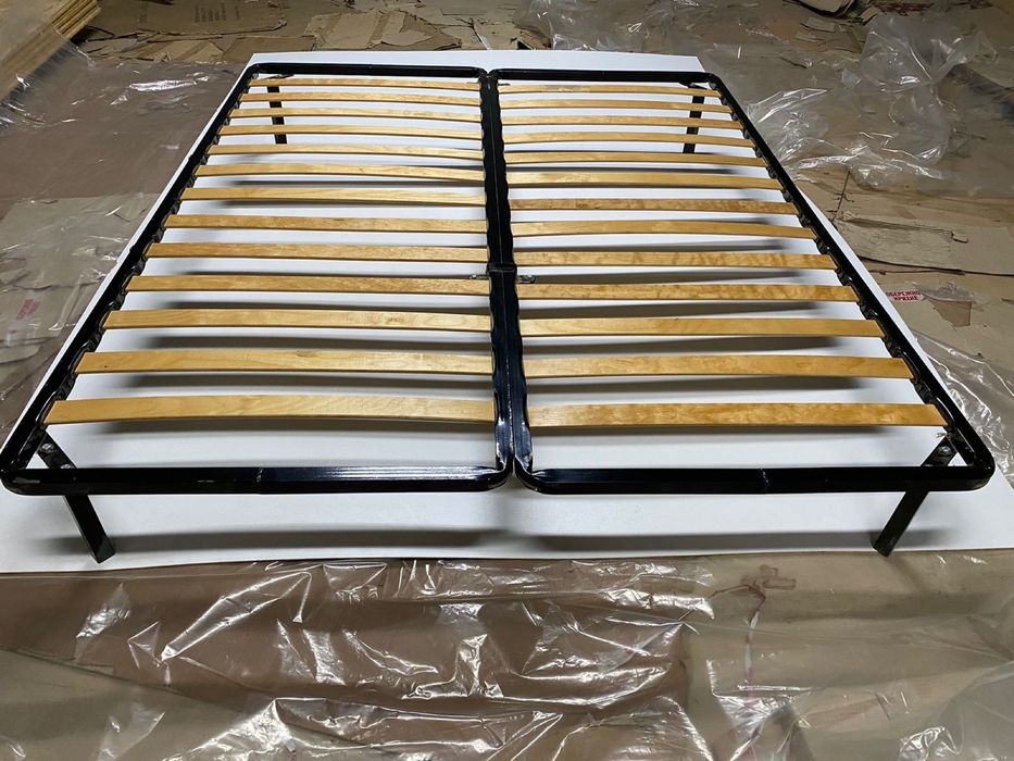 Продам двоспальне ліжко