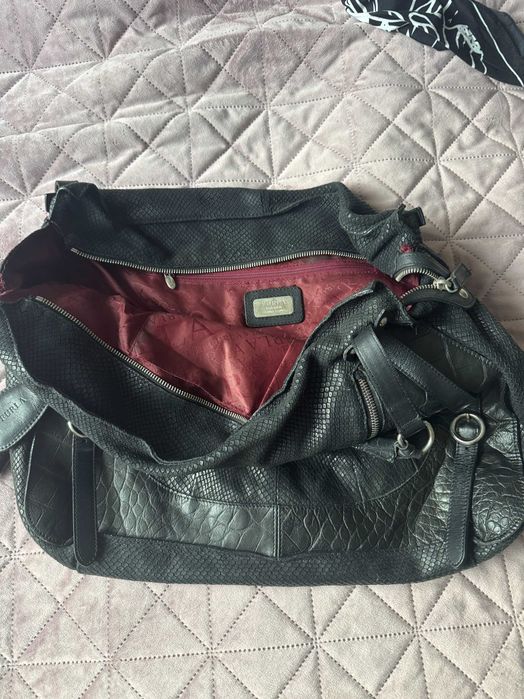 Włoska skórzana torba Furla