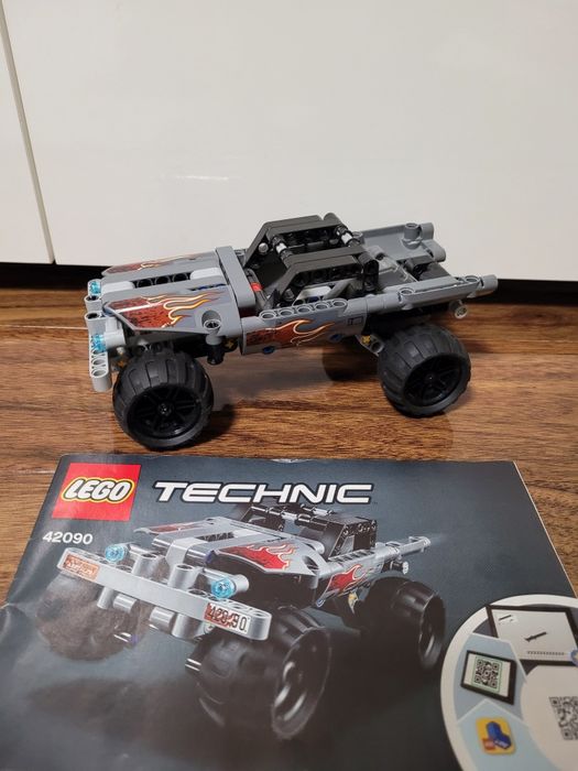 LEGO Technic 42090 Monster truck złoczyńców