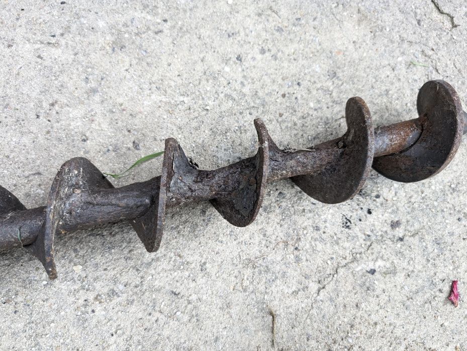 Ślimak do pieca z podajnikiem