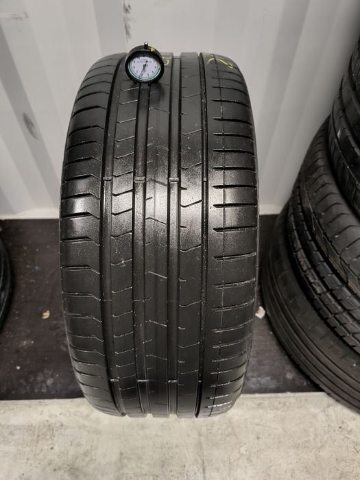 Opona Pirelli P zero 265/35/22 pojedynka