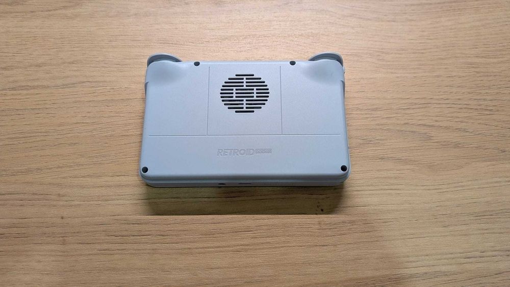 Retroid Pocket Flip 2