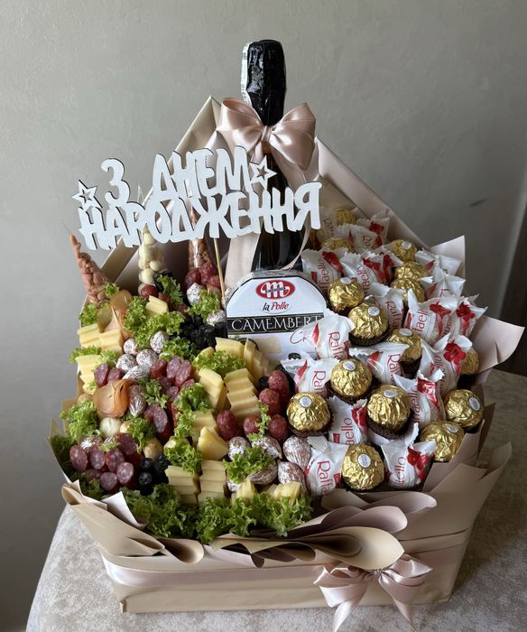 Їстівні букети мясні букети фруктові з сухофруктів букети з цукерок