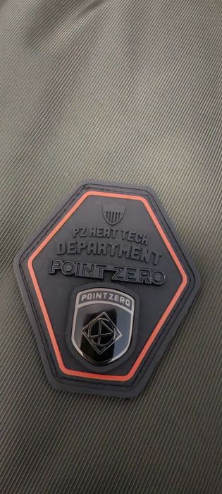 Зимова куртка point zero
