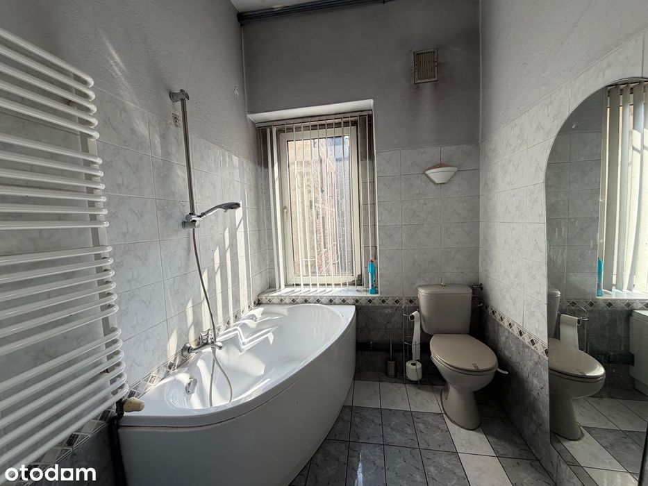 Na sprzedaż mieszkanie - 6 pokoi, 160 m2, Chorzów II