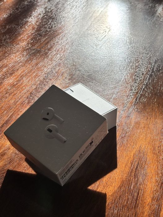 Airpods 4 (ANC) NOVOS!