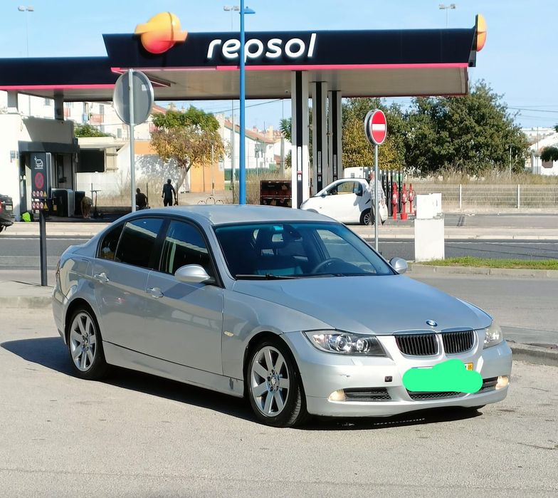 BMW 320