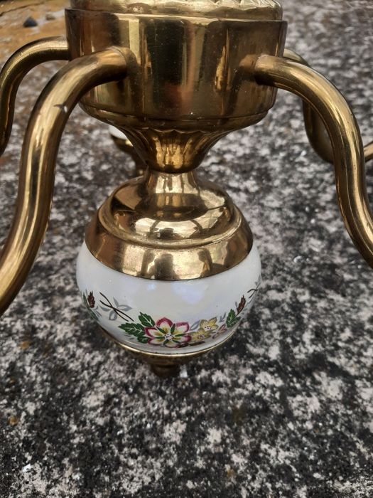 Вінтажна люстра на 5 плафонів