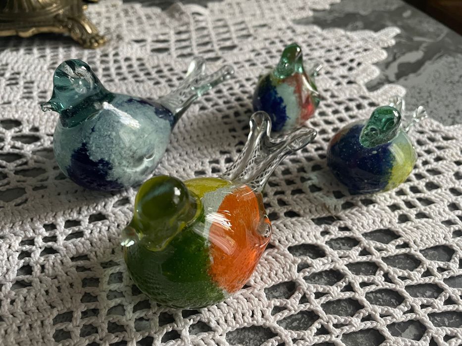 Szklane ptaszki kolorowe szkło z okresu PRL-u