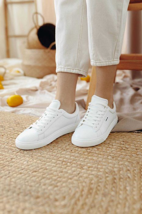 Nowe białe skórzane trampki, buty sneakersy (rozmiar 36)