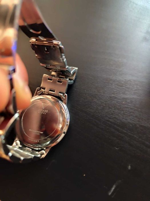 Relógio GUESS prata