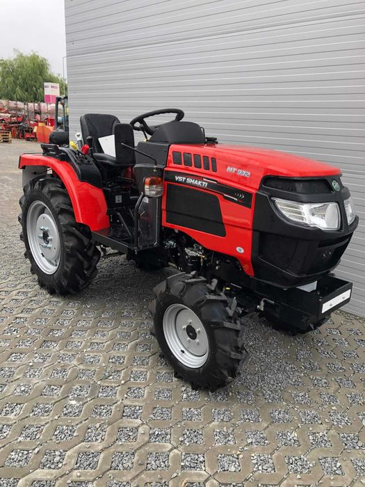 NOWY Traktorek VST Shakti 932 - 4-cylindrowy, 30 KM , 4WD, 1250 kg
