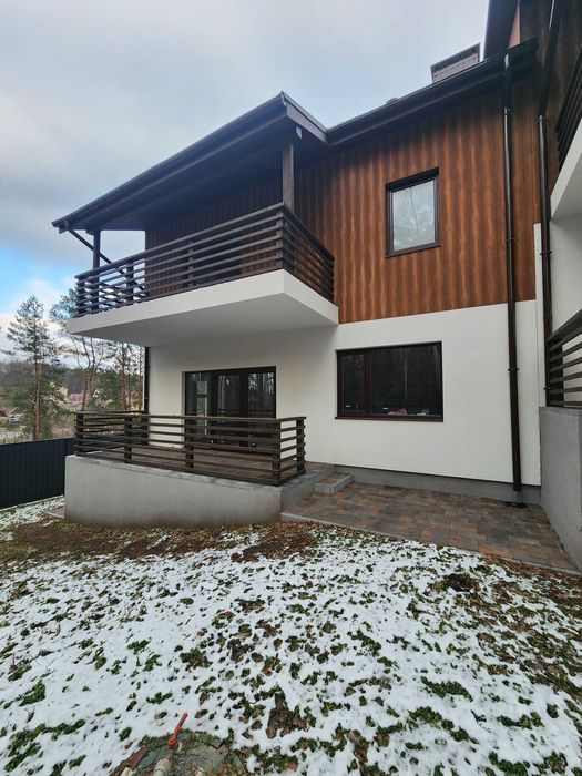 Від забудовника! Продам будинок, дуплекс біля лісу. Телефонуйте.