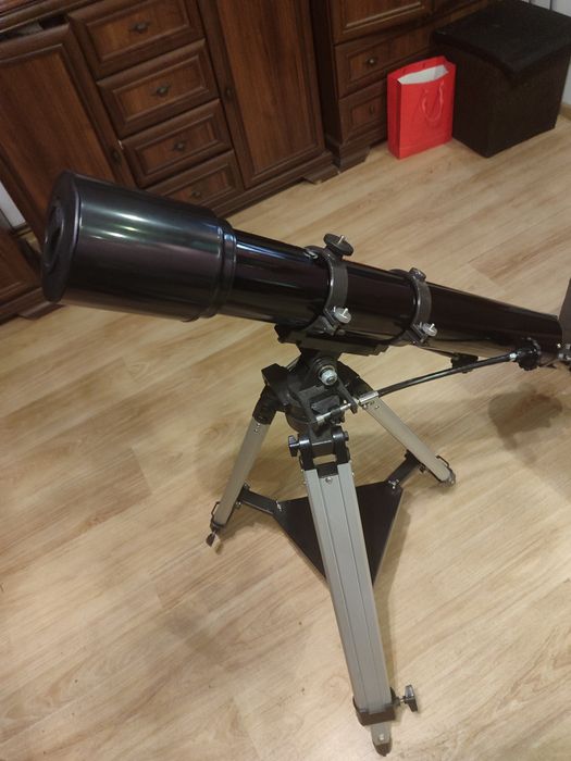Luneta sky watcher Bk 705 AZ2 70-500