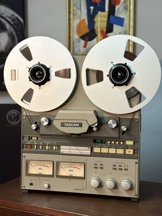 Продам магнітофон Tascam 42