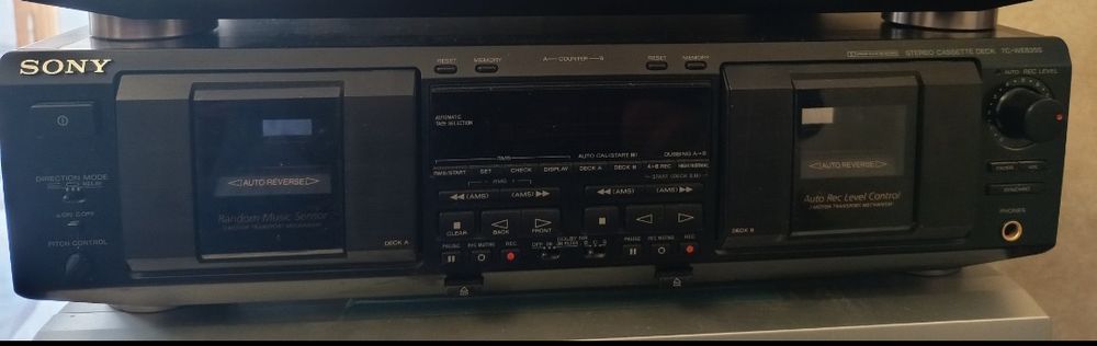 Двухкасетна стередека Sony tc-we835s