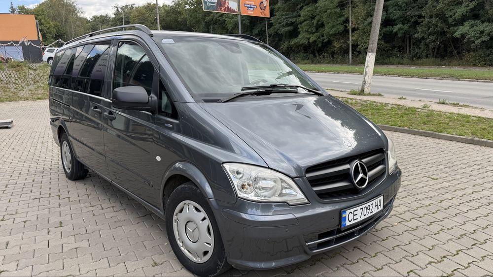 Mersedes Viti 116 8+1