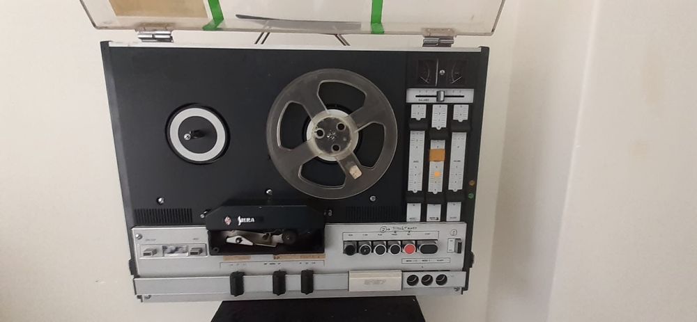 Gravador e  reprodutor de bobines (reel to reel) SIERA 9197 (Philips)