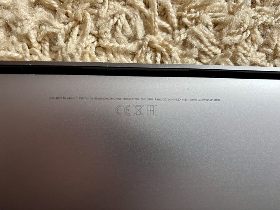 MacBook Pro 15 A1707 16/256