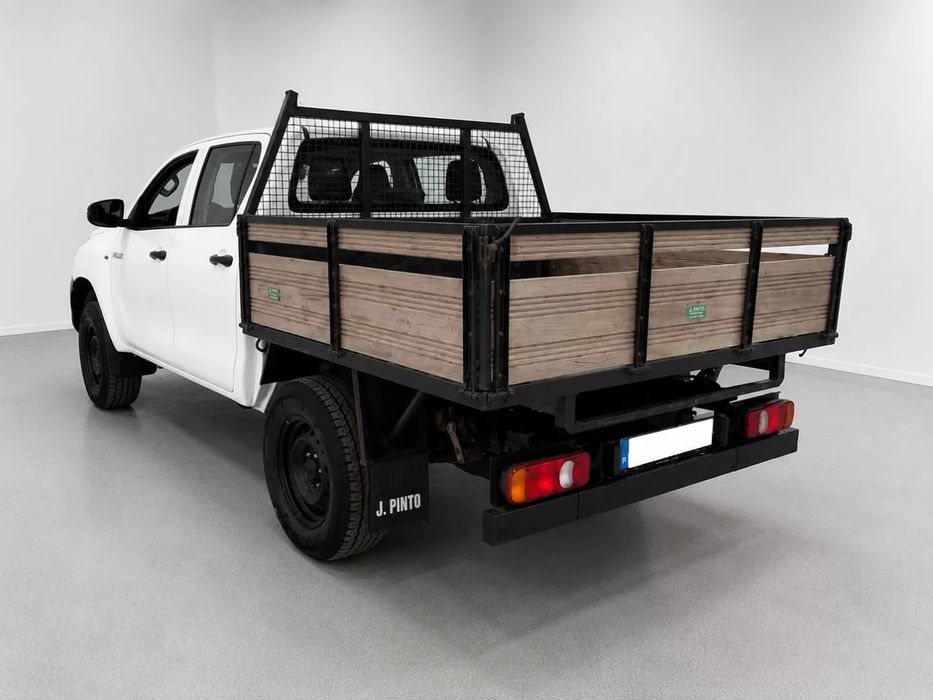 Toyota Hilux 2.4 D-4D 4WD CD CM