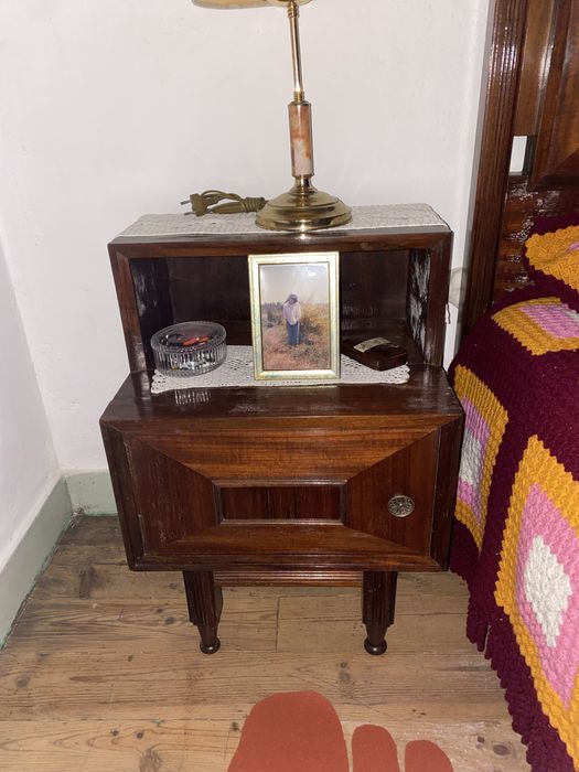 Quarto completo antigo