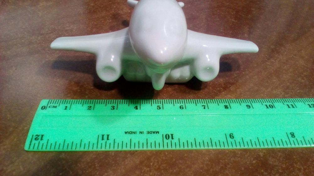 Керамическая статуэтка самолет.  П-во КЭКХЗ.