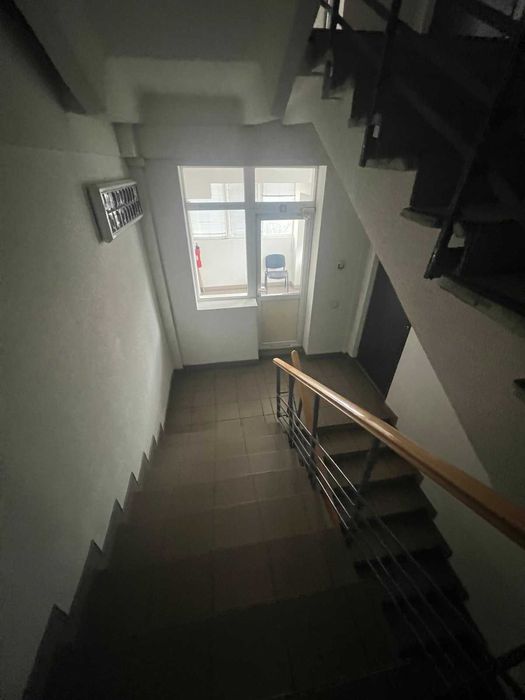 Оренда офісу 1500 м2., фасад, з меблями, Печерськ, метро Звіринецька