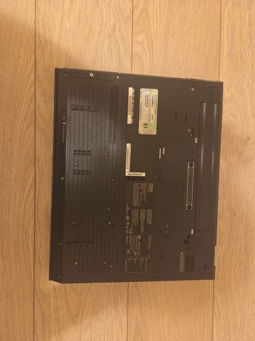 IBM ThinkPad R52