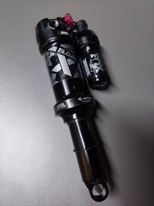 Amortecedor Fox Float X 205/60