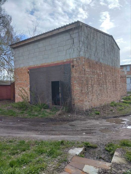 Продам гараж в а/к Вікторія. Суми