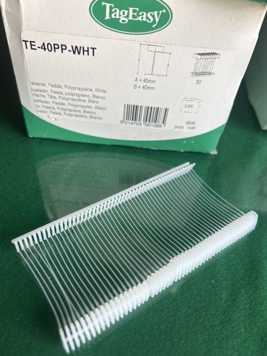 15000 Fixadores de etiquetas.